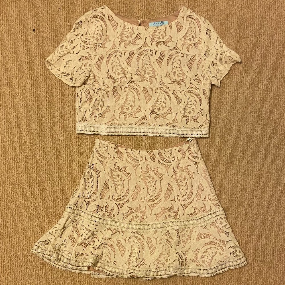 She + Sky Two-piece Lace Set
